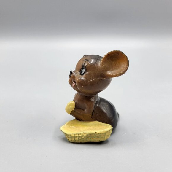 Vintage Plastic Mouse Mini Figurine With Cheese Collectible Ornament Shelf Decor - Picture 6 of 11